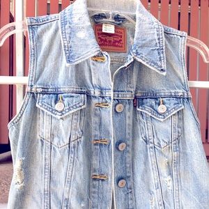 Levi’s Jean Vest